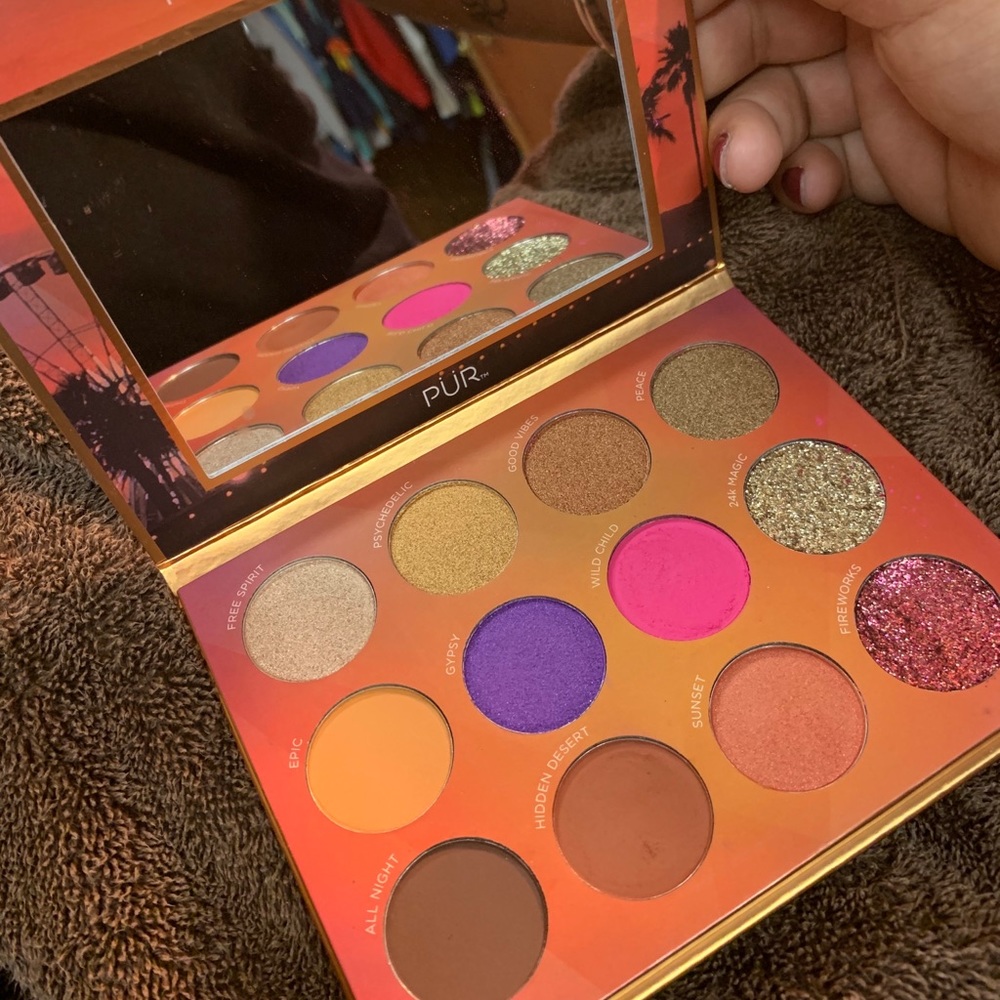 PUR cosmetics palette